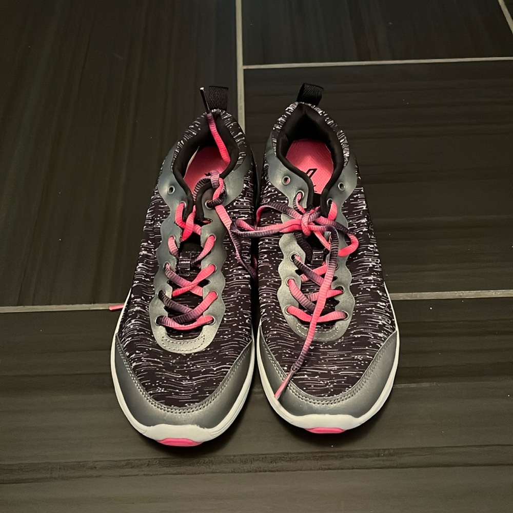 Vionic Black and Pink Women's Sneakers